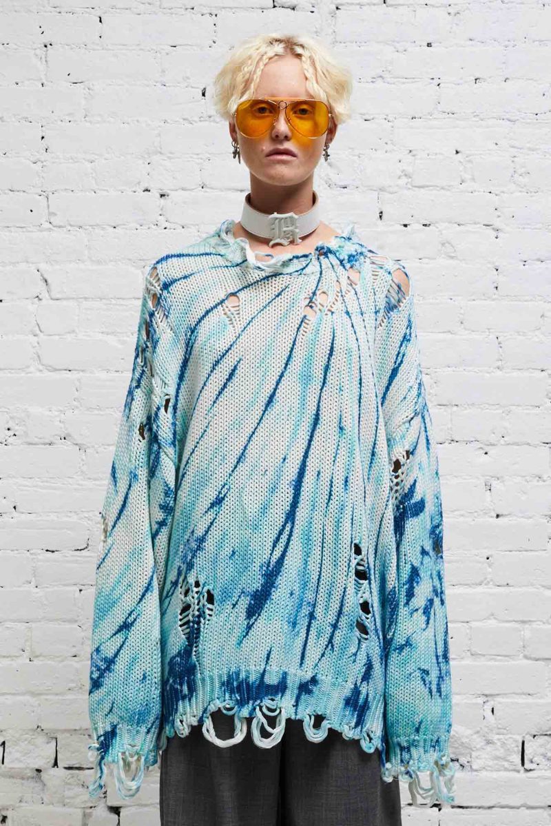 r13 distressed oversized pullover blue tie dye 37614324351145