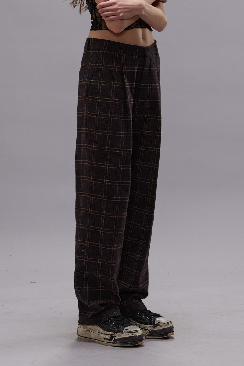 r13 relaxed trouser dark brown plaid 40224393822377